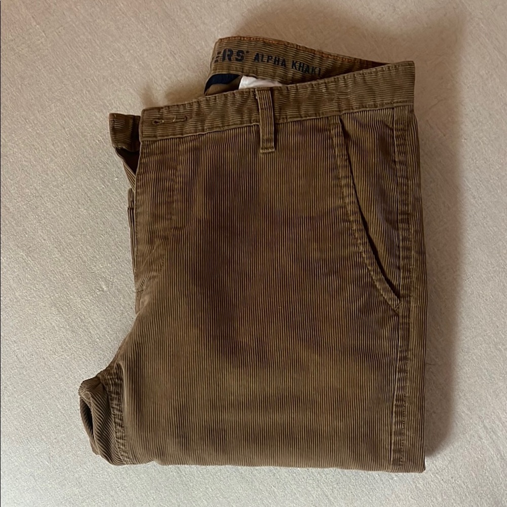 Dockers Men's Tan Corduroy Pants